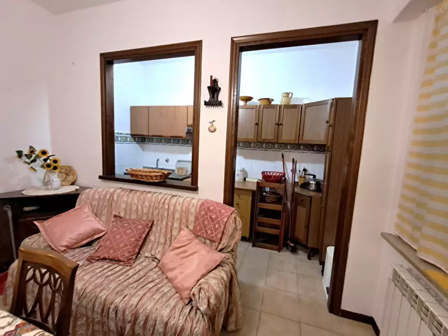 Immagine 12 di Casa bifamiliare in vendita  a Tuoro Sul Trasimeno
