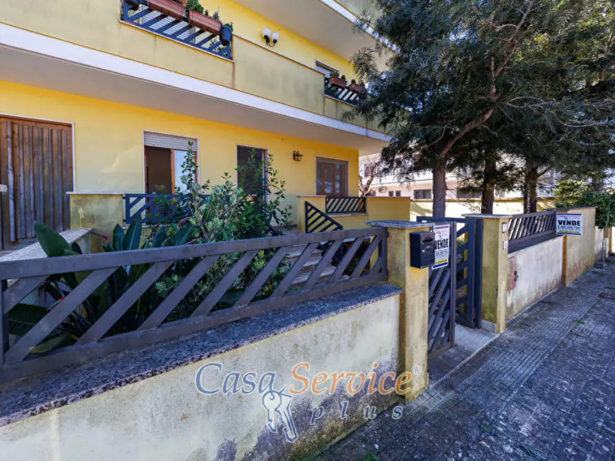 Immagine 10 di Casa indipendente in vendita  in Via Pio La Torre a Parabita