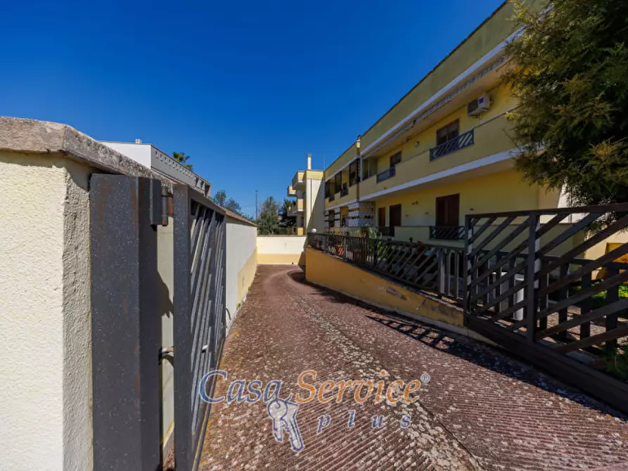 Immagine 19 di Casa indipendente in vendita  in Via Pio La Torre a Parabita