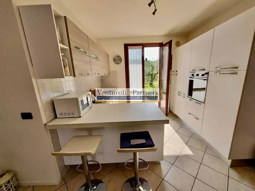 Immagine 4 di Appartamento in vendita  in Via Belvedere a Manerba Del Garda