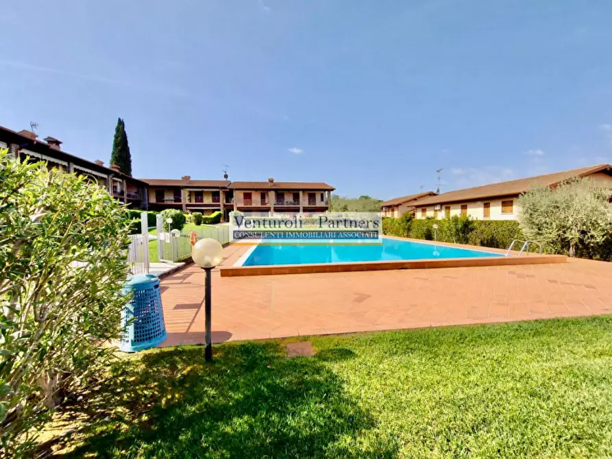 Immagine 20 di Appartamento in vendita  in Via Belvedere a Manerba Del Garda