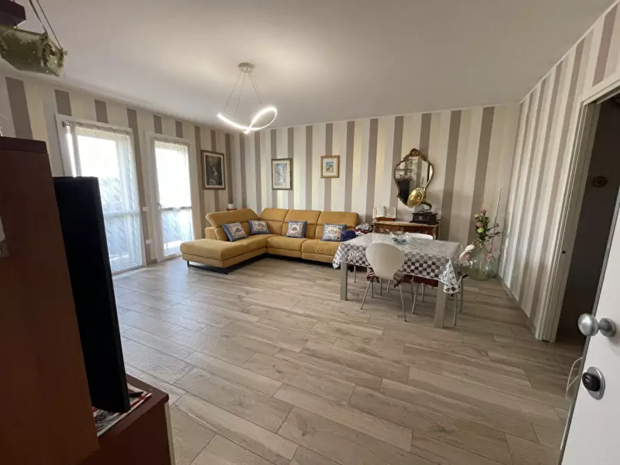 Immagine 1 di Appartamento in vendita  a Suzzara