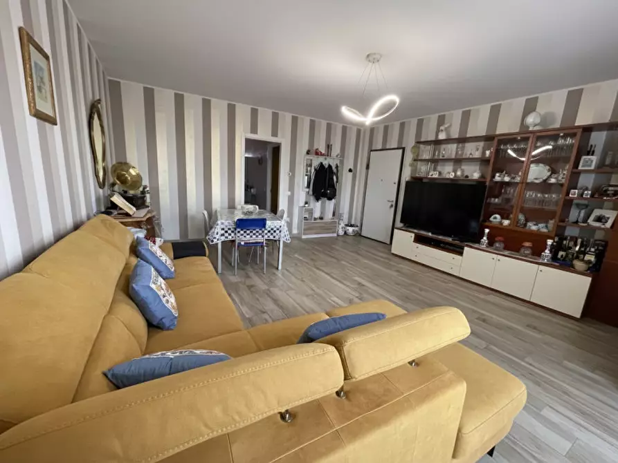 Immagine 8 di Appartamento in vendita  a Suzzara