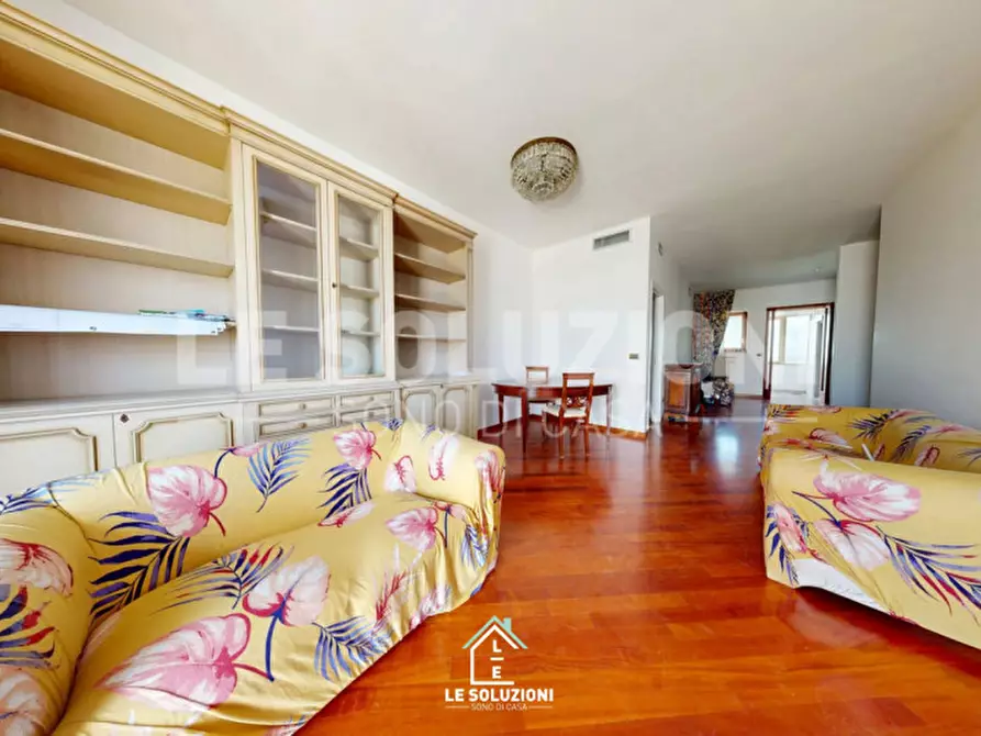 Immagine 2 di Appartamento in vendita  in Via Giacomo Matteotti 10 a Putignano