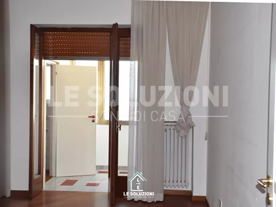 Immagine 8 di Appartamento in vendita  in Via Giacomo Matteotti 10 a Putignano