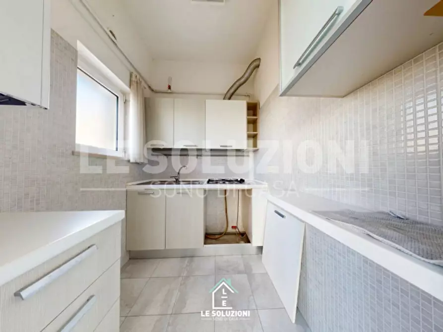 Immagine 9 di Appartamento in vendita  in Via Giacomo Matteotti 10 a Putignano
