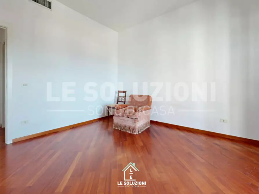 Immagine 13 di Appartamento in vendita  in Via Giacomo Matteotti 10 a Putignano