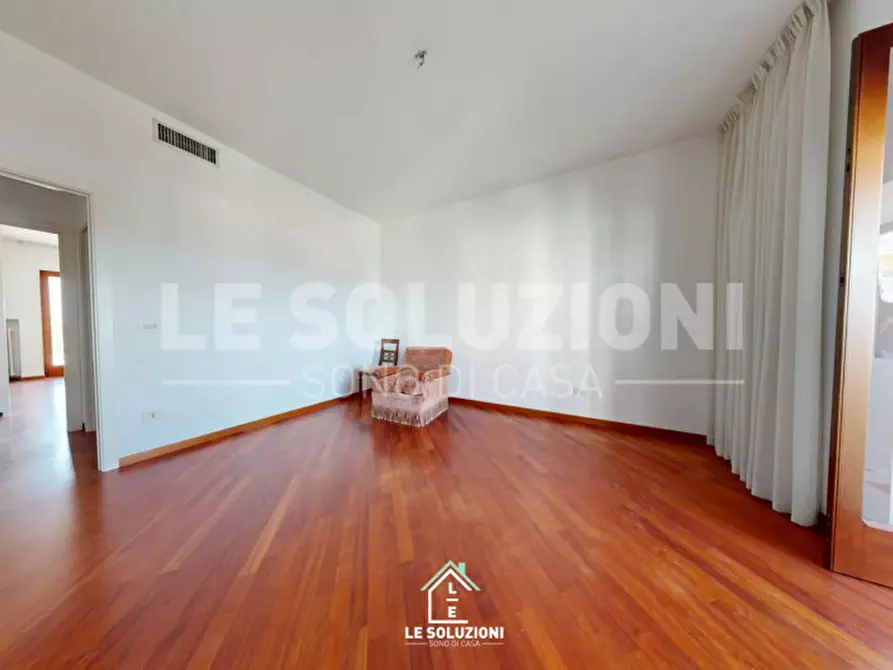 Immagine 18 di Appartamento in vendita  in Via Giacomo Matteotti 10 a Putignano