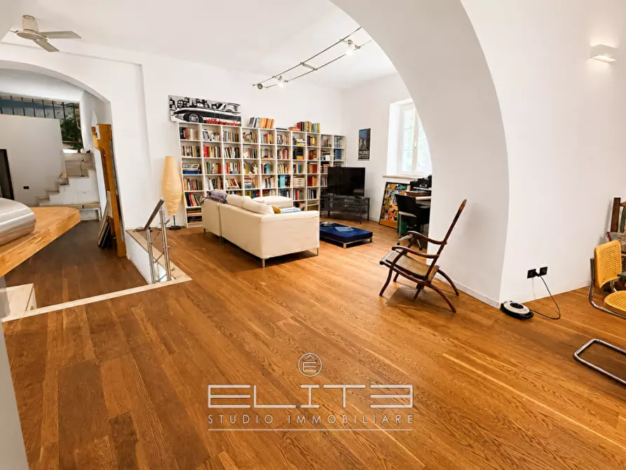 Immagine 2 di Loft/Open space in vendita  in VIA GIOVANBATTISTA PERGOLESI a Ancona