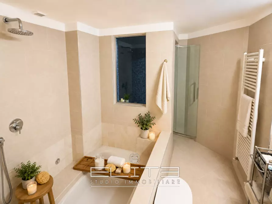 Immagine 14 di Loft/Open space in vendita  in VIA GIOVANBATTISTA PERGOLESI a Ancona