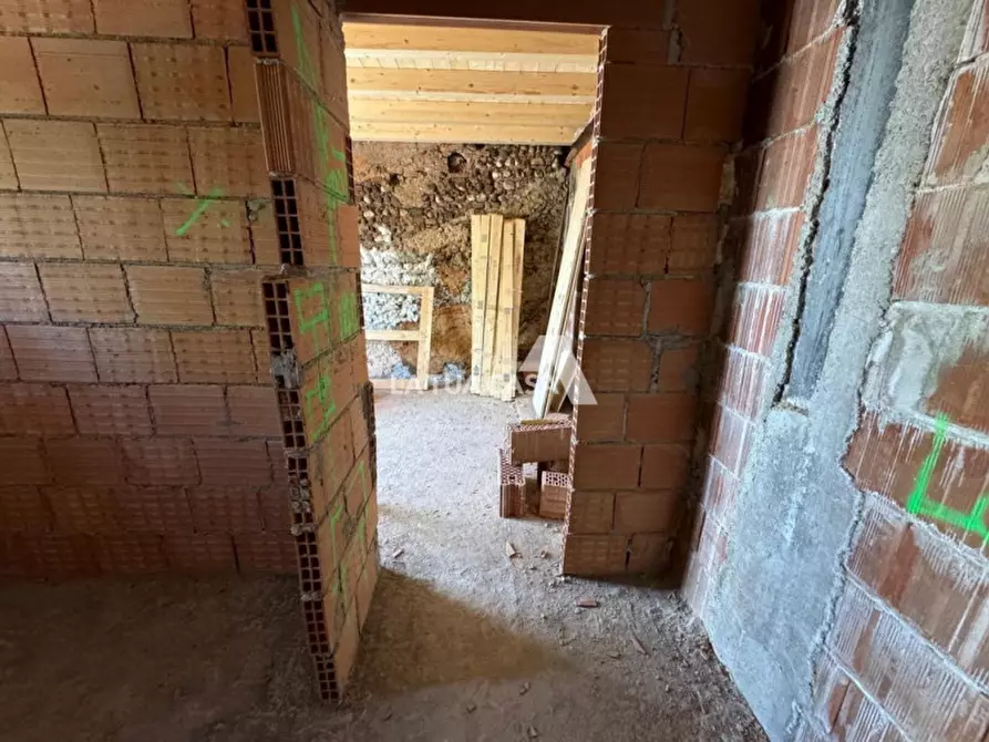 Immagine 4 di Appartamento in vendita  a Villafranca Di Verona
