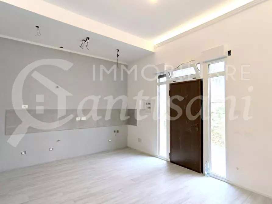 Immagine 4 di Appartamento in vendita  in Via Giosuè Carducci a Signa