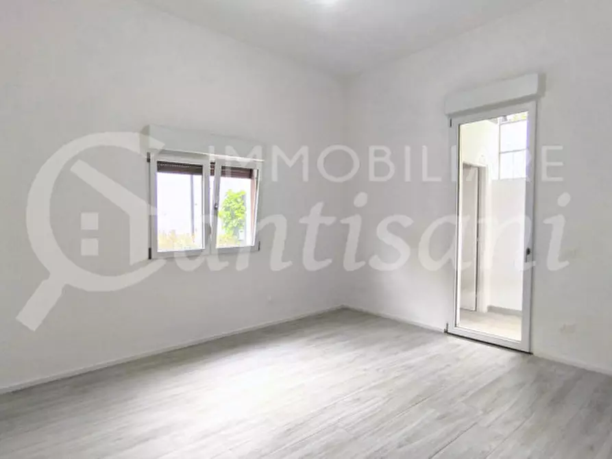 Immagine 6 di Appartamento in vendita  in Via Giosuè Carducci a Signa