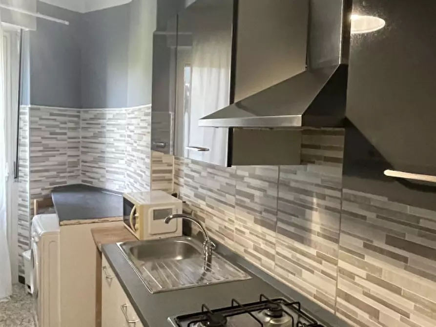 Immagine 8 di Appartamento in affitto  in via dei giacinti a Trieste