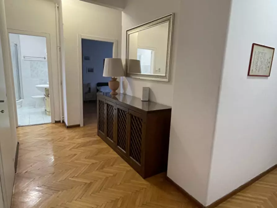 Immagine 14 di Appartamento in affitto  in via dei giacinti a Trieste