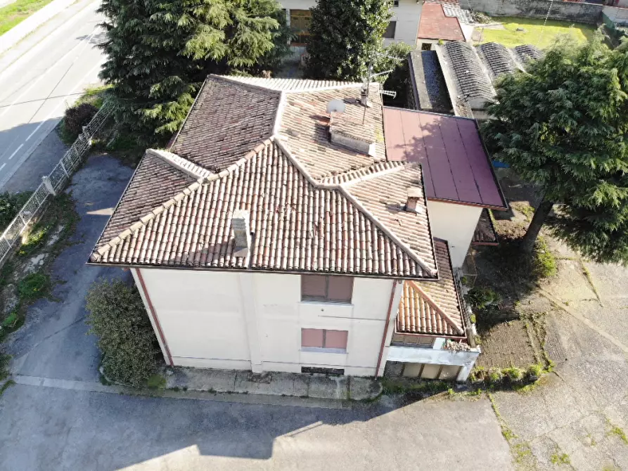 Immagine 15 di Palazzo in vendita  a Carpenedolo