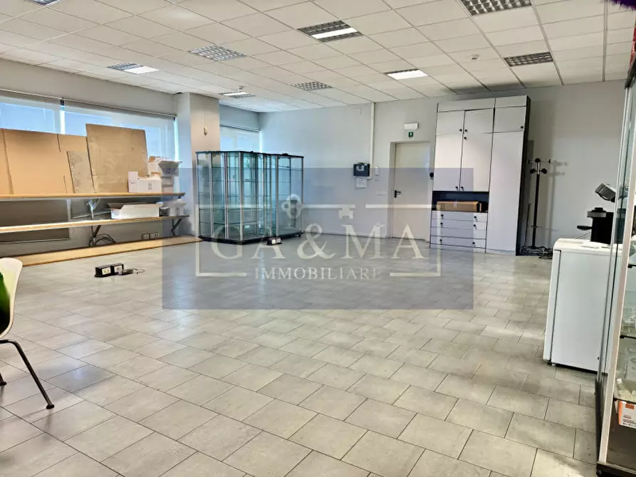 Immagine 25 di Capannone industriale in vendita  in Casello di Parma a1 a Parma