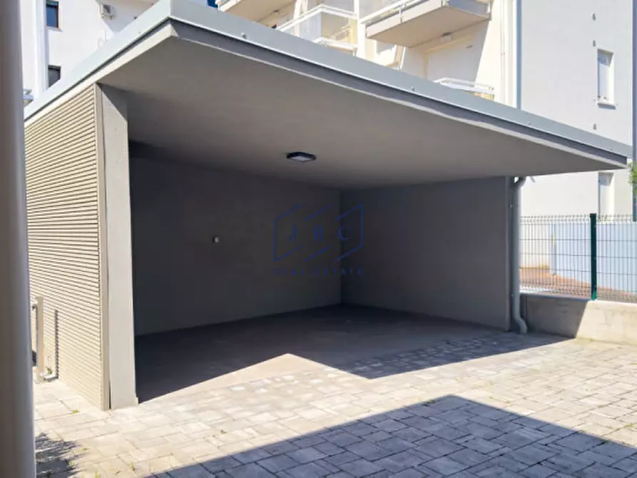 Immagine 41 di Casa indipendente in vendita  in Via Nicolò Tommaseo a Jesolo