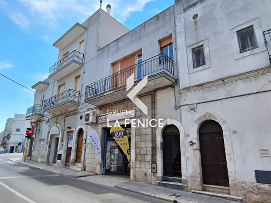 Immagine 2 di Appartamento in vendita  in Via Alberobello a Locorotondo