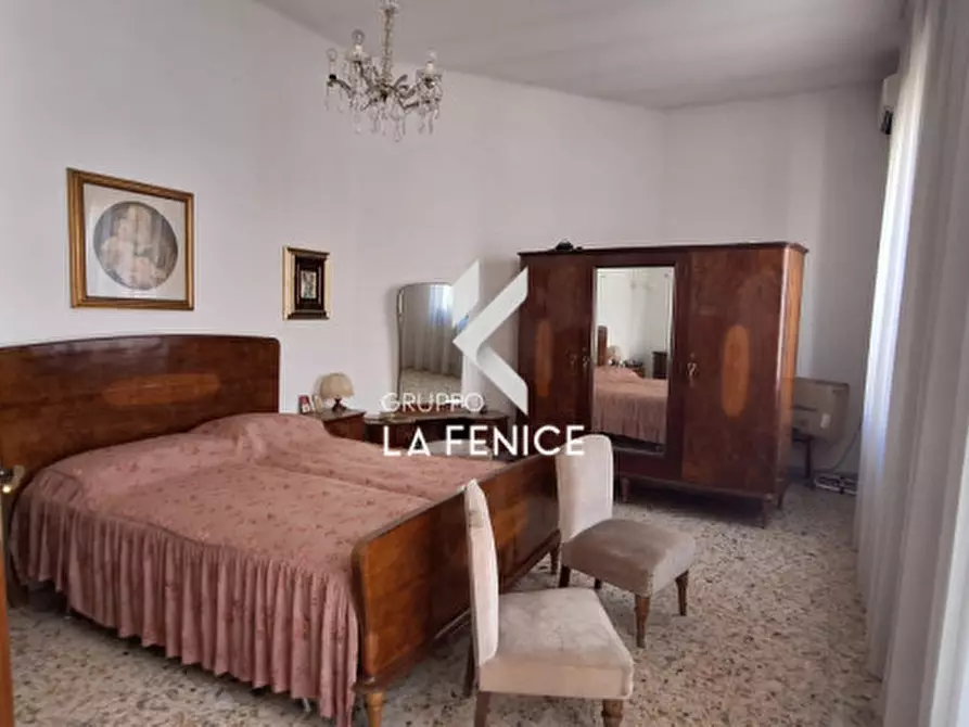 Immagine 35 di Appartamento in vendita  in Via Alberobello a Locorotondo