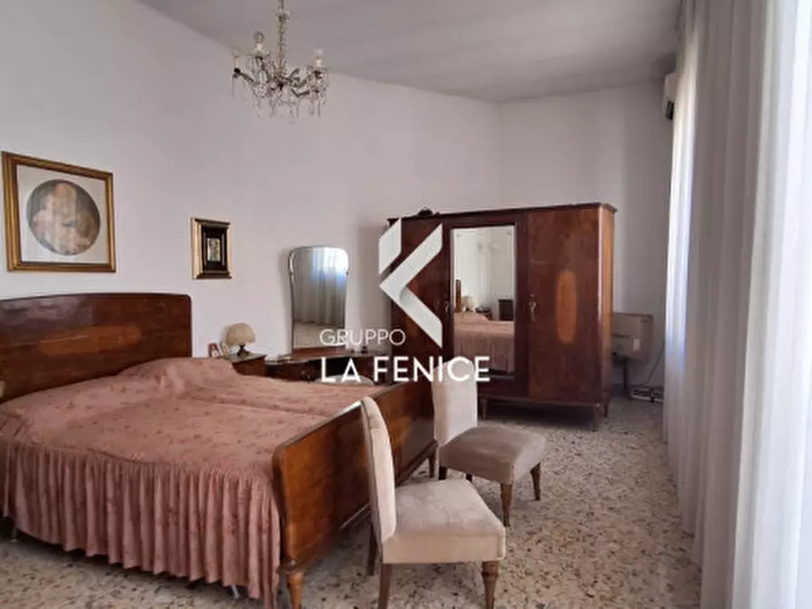 Immagine 36 di Appartamento in vendita  in Via Alberobello a Locorotondo