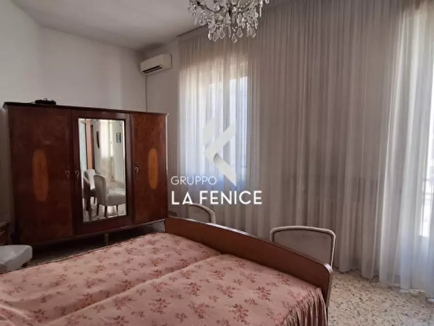 Immagine 37 di Appartamento in vendita  in Via Alberobello a Locorotondo