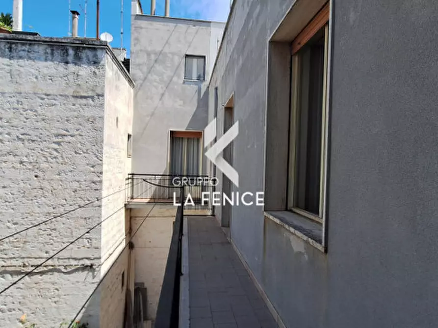 Immagine 40 di Appartamento in vendita  in Via Alberobello a Locorotondo