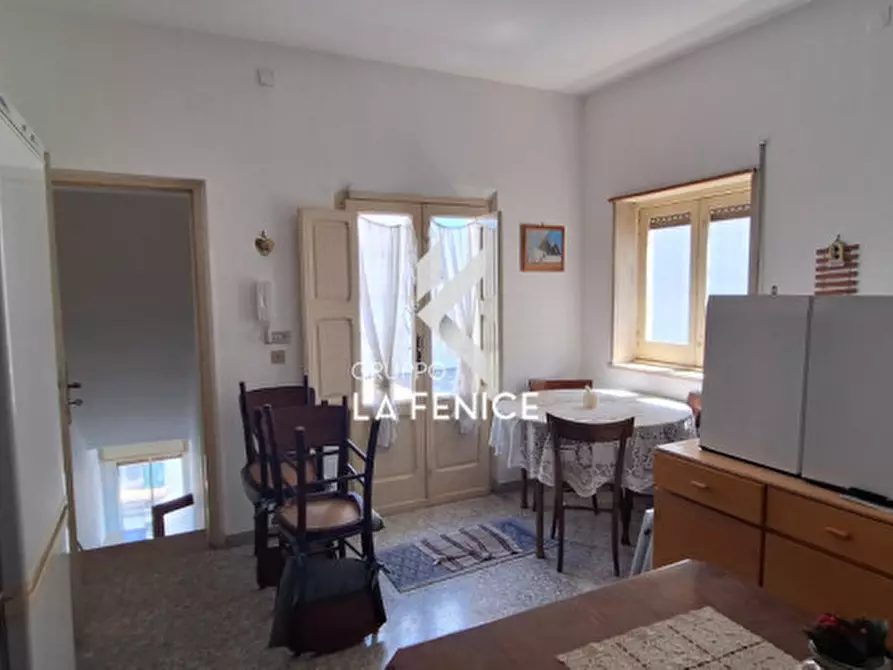 Immagine 47 di Appartamento in vendita  in Via Alberobello a Locorotondo