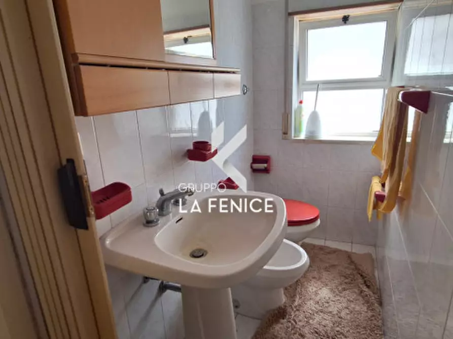 Immagine 50 di Appartamento in vendita  in Via Alberobello a Locorotondo