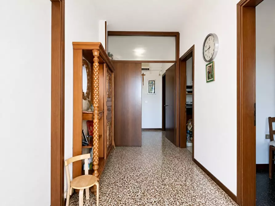 Immagine 4 di Casa quadrifamiliare in vendita  in Via Molini a Creazzo