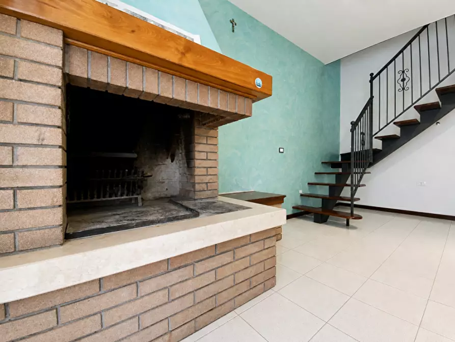 Immagine 21 di Casa quadrifamiliare in vendita  in Via Molini a Creazzo