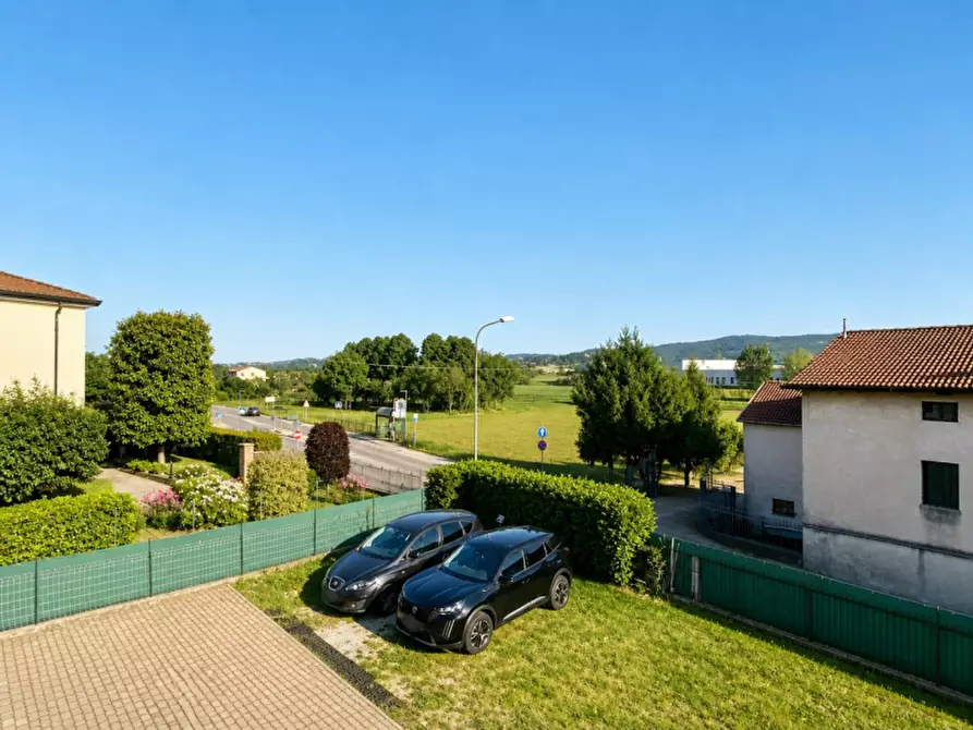 Immagine 35 di Casa quadrifamiliare in vendita  in Via Molini a Creazzo
