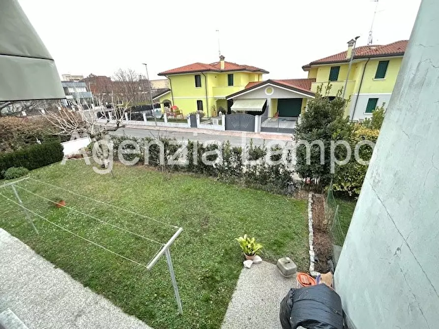 Immagine 18 di Casa indipendente in vendita  in Via Nicolò Paganini a Fossalta Di Portogruaro