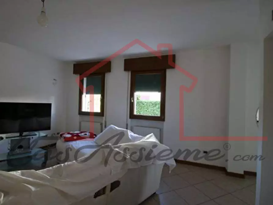 Immagine 9 di Casa bifamiliare in vendita  in Via Giuseppe Verdi a Cassola
