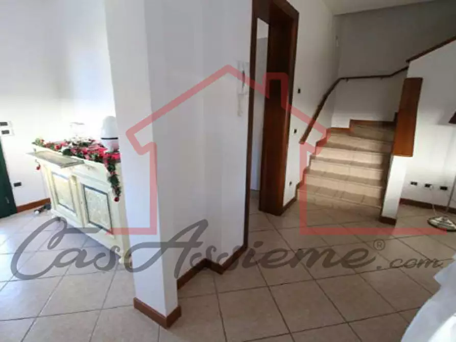 Immagine 11 di Casa bifamiliare in vendita  in Via Giuseppe Verdi a Cassola