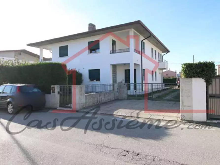 Immagine 35 di Casa bifamiliare in vendita  in Via Giuseppe Verdi a Cassola