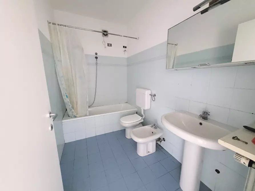 Immagine 4 di Appartamento in vendita  in Via della Presolana 44 a Brescia
