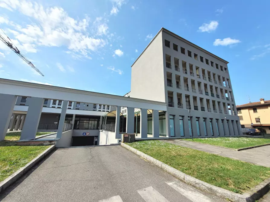 Immagine 10 di Appartamento in vendita  in Via della Presolana 44 a Brescia