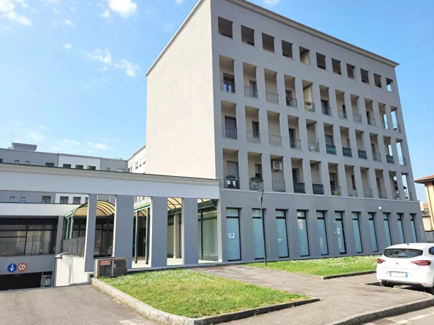 Immagine 11 di Appartamento in vendita  in Via della Presolana 44 a Brescia