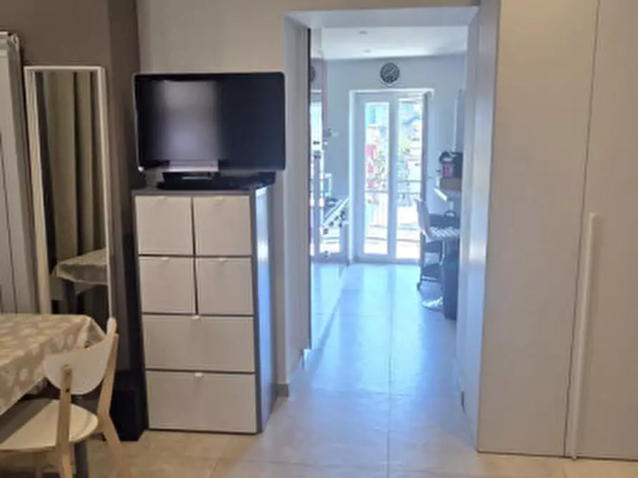 Immagine 9 di Appartamento in affitto  in via della chiesa santa croce 36 a Napoli