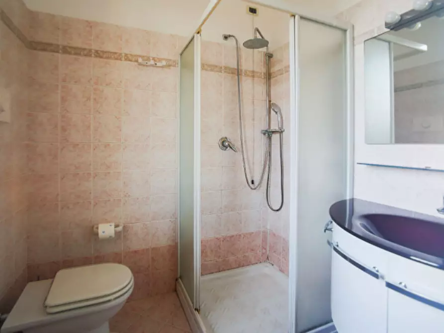 Immagine 4 di Villetta a schiera in vendita  in Via Caravaggio, 10 a Calvenzano