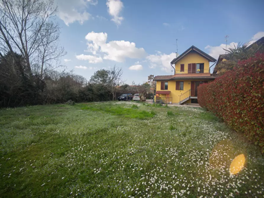 Immagine 18 di Villetta a schiera in vendita  in Via Caravaggio, 10 a Calvenzano