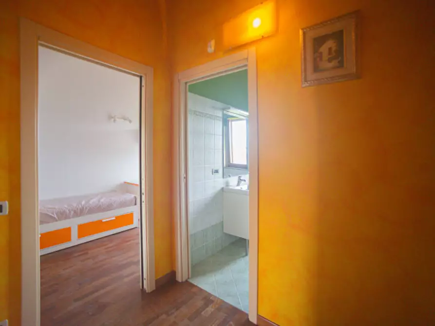 Immagine 20 di Villetta a schiera in vendita  in Via Caravaggio, 10 a Calvenzano