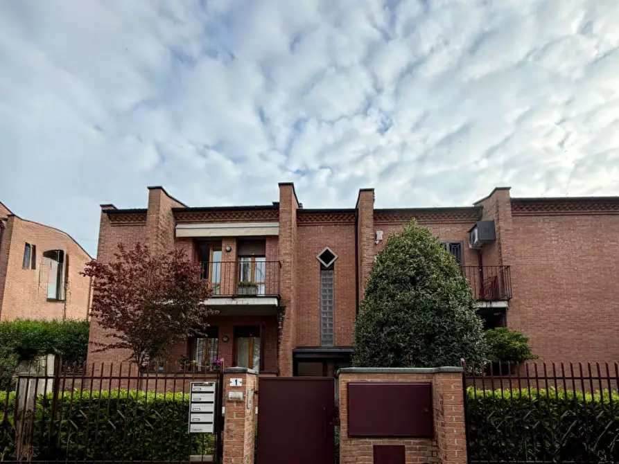 Immagine 1 di Appartamento in vendita  in Via Torrente Manubiola, 1 a Parma