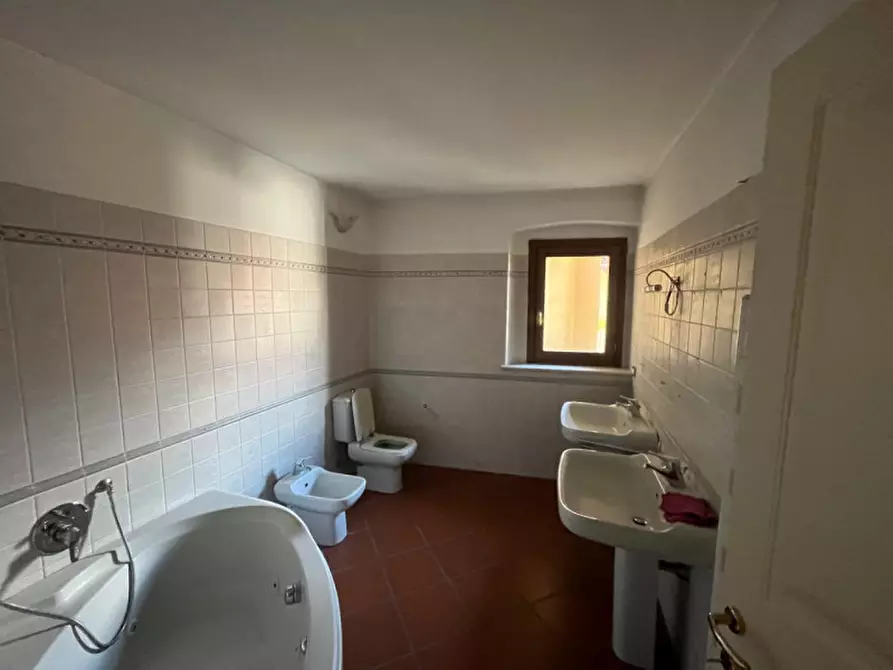 Immagine 12 di Appartamento in vendita  in Via Arduino, 14 a Cuorgnè