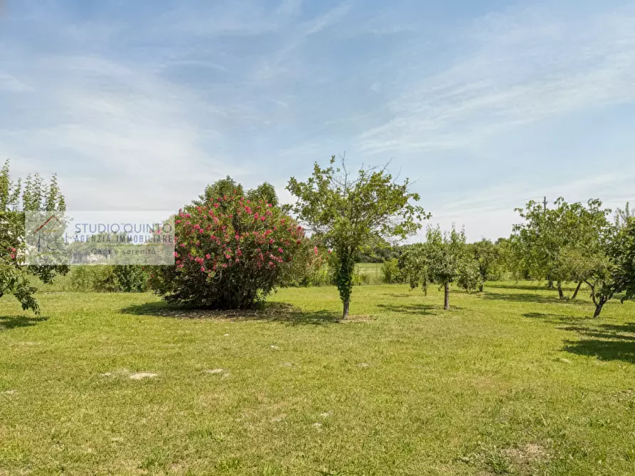 Immagine 12 di Villa in vendita  a Treviso
