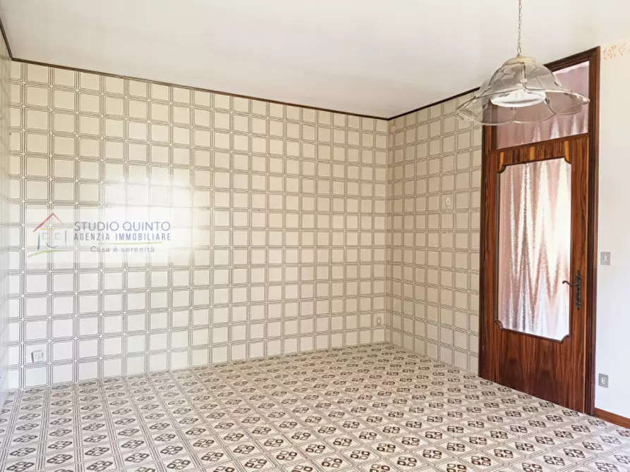 Immagine 26 di Villa in vendita  a Treviso