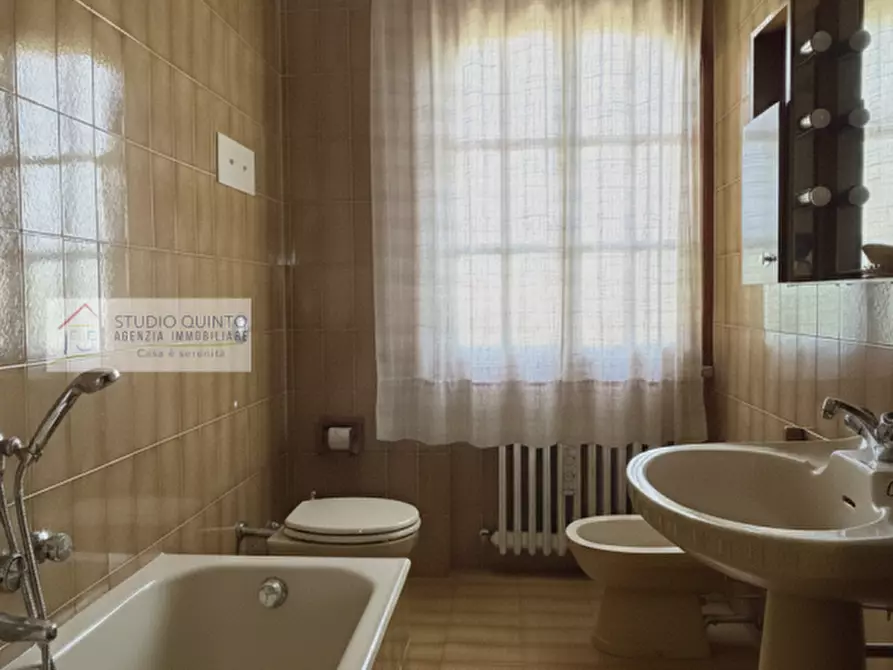 Immagine 37 di Villa in vendita  a Treviso