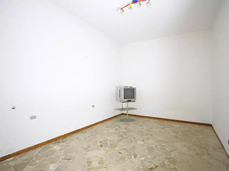 Immagine 15 di Casa indipendente in vendita  in Via Giovanni XXIII a Matino