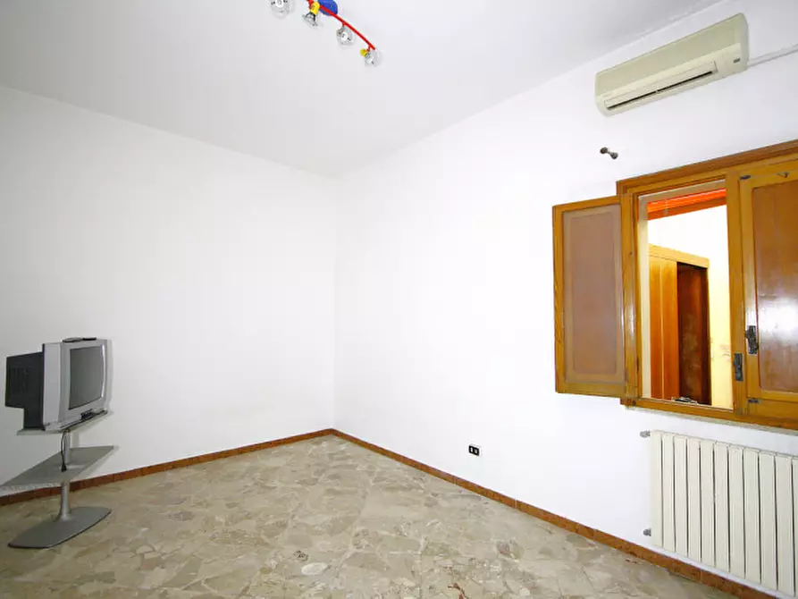 Immagine 17 di Casa indipendente in vendita  in Via Giovanni XXIII a Matino